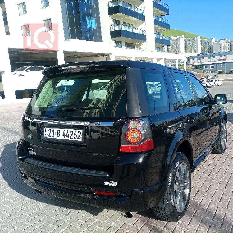 Land Rover LR2